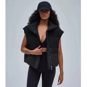 Puffer Vest in Black